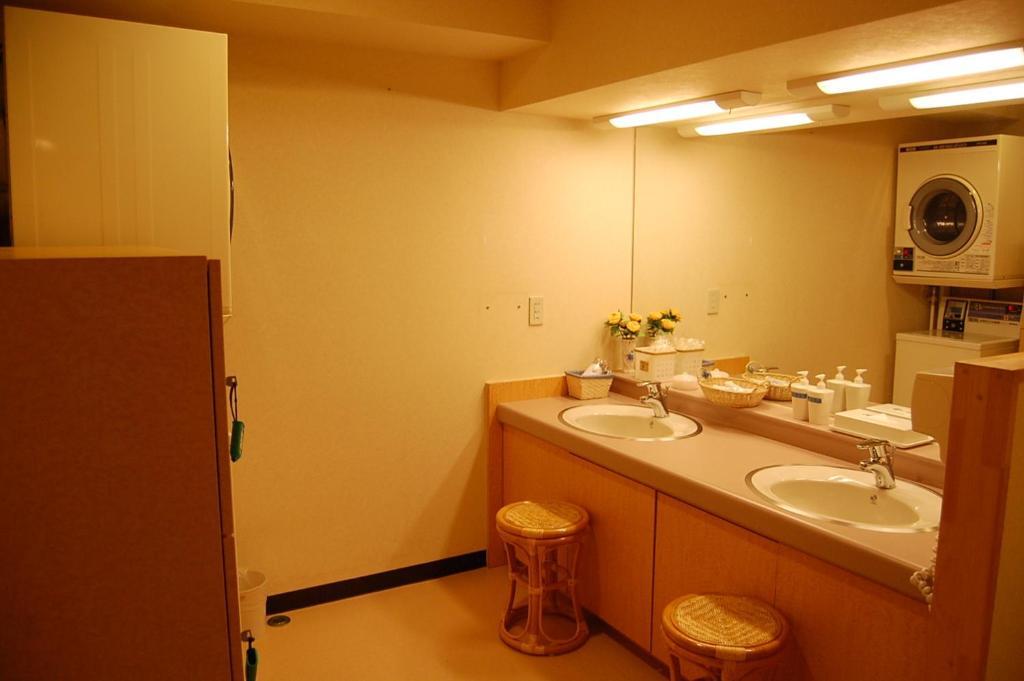 Hotel Route-Inn Nagaoka Ekimae Kültér fotó