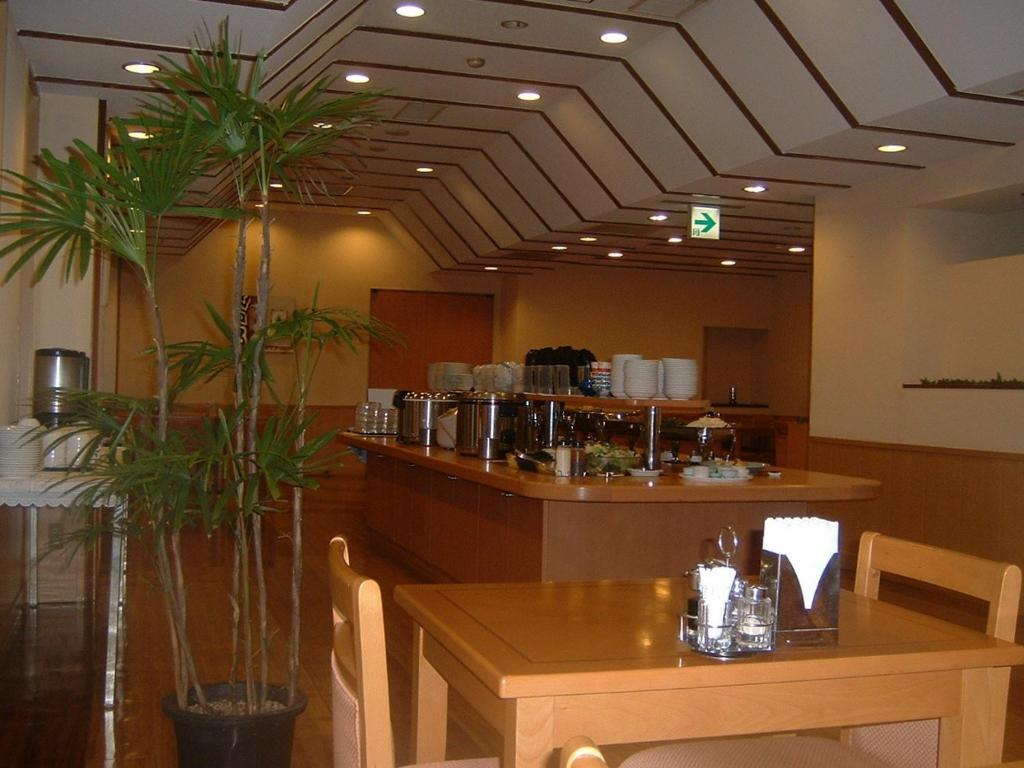 Hotel Route-Inn Nagaoka Ekimae Kültér fotó