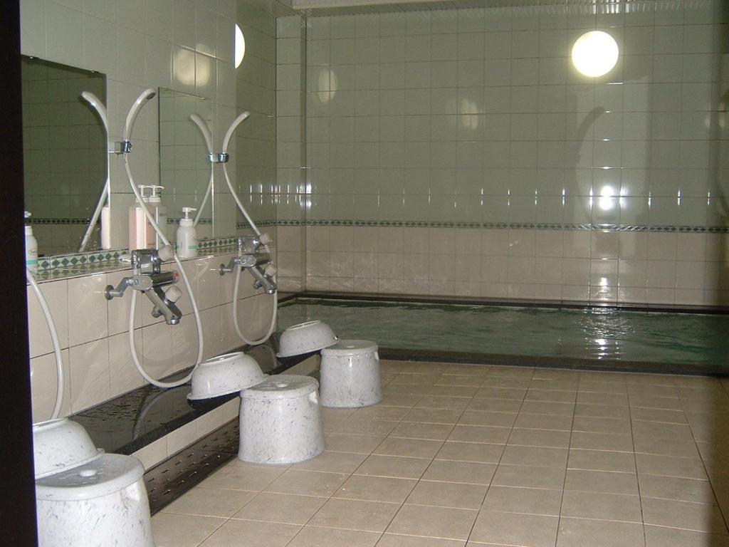 Hotel Route-Inn Nagaoka Ekimae Kültér fotó